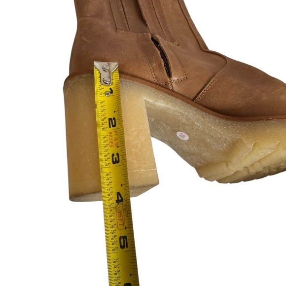 Free People James Chelsea Heeled Boots in Tan Leather size 39 EUC - Picture 7 of 8